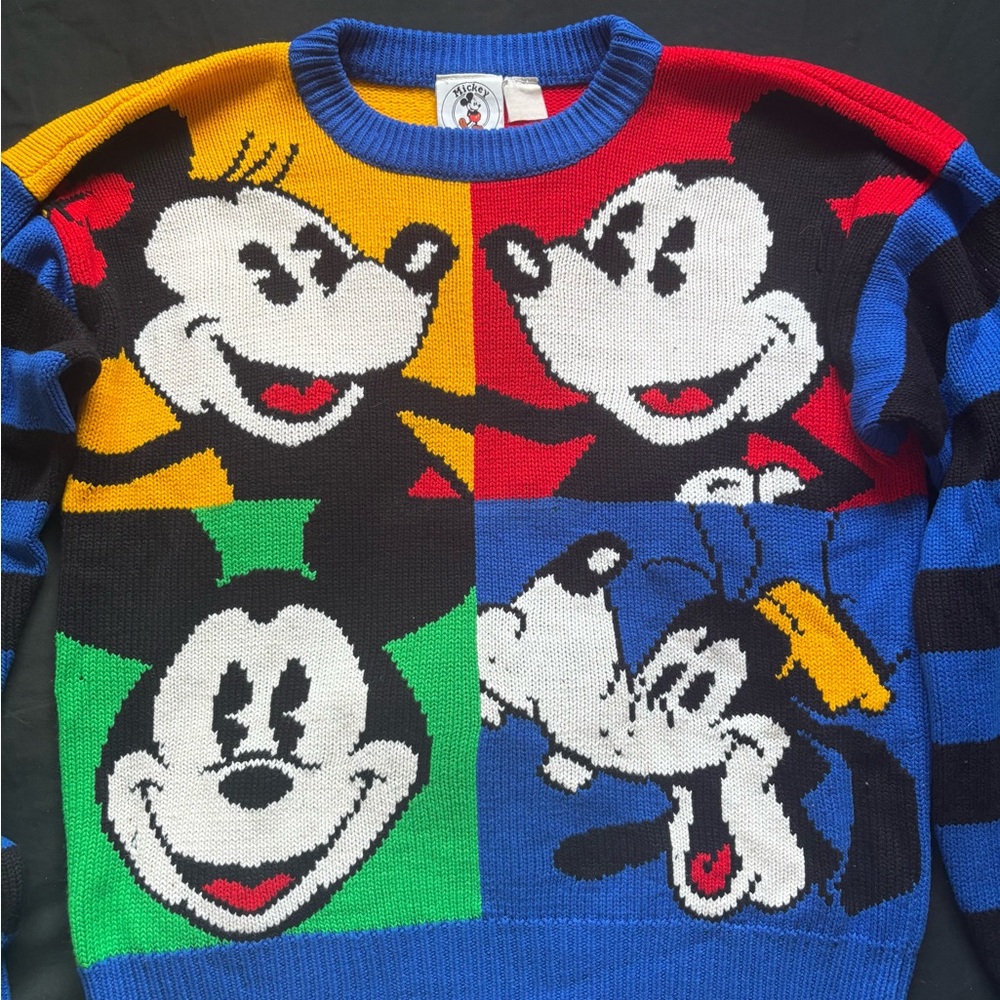 Vintage Mickey & Company brand sweater